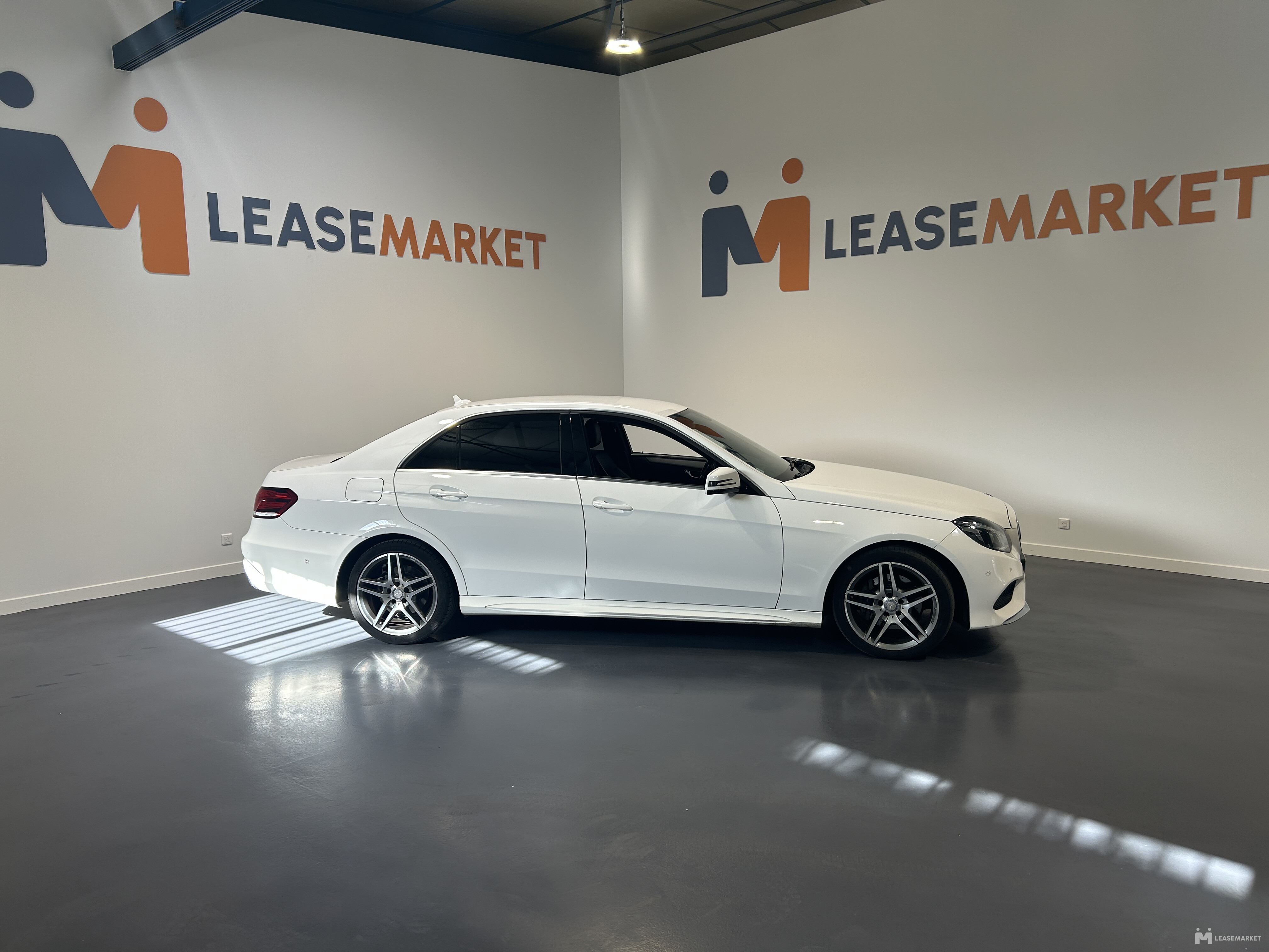 ***VENTE RESERVEE AUX PROS DE L'AUTO*** MERCEDES CLASSE E