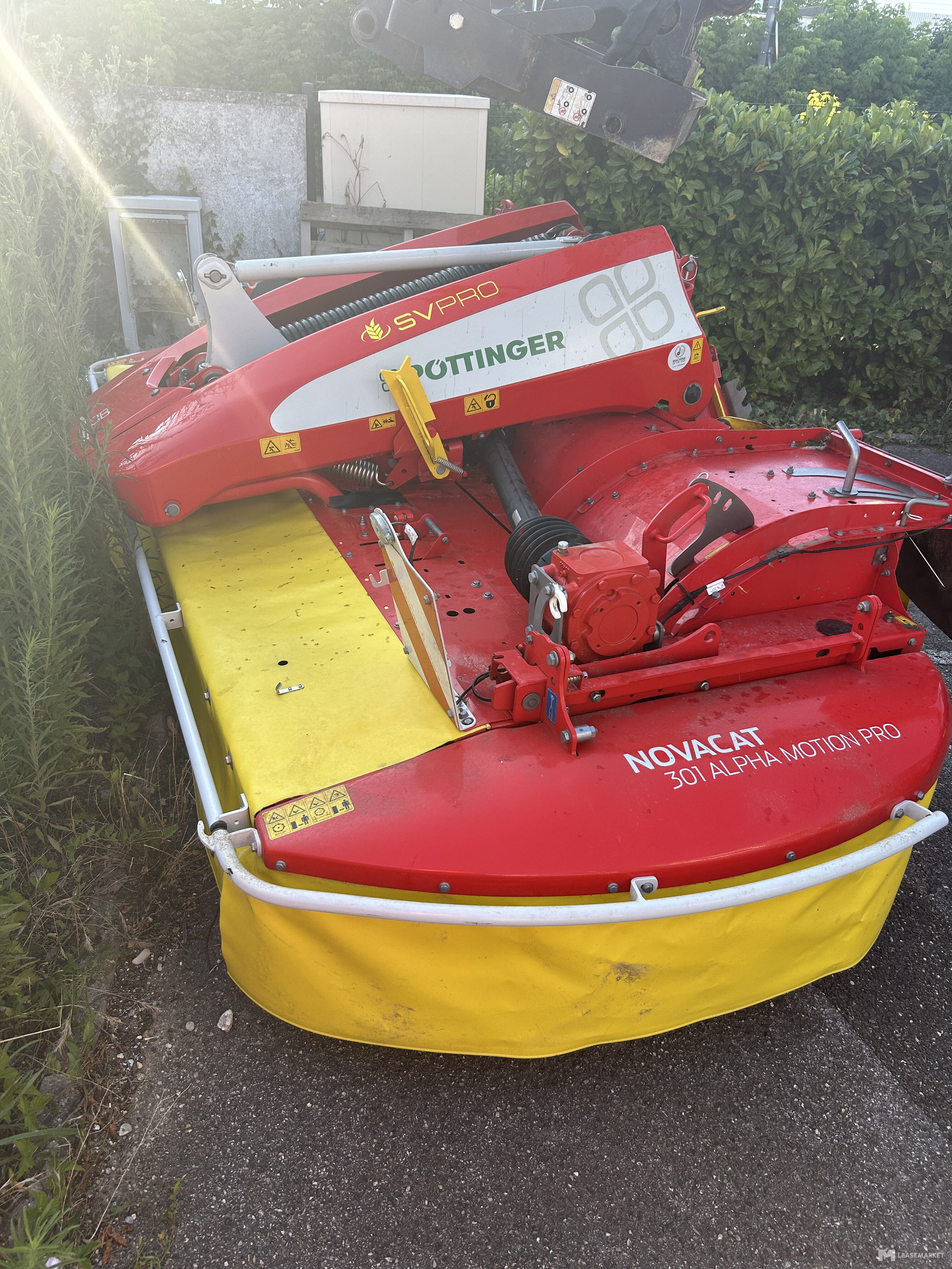 FAUCHEUSE FRONTALE POTTINGER NOVACAT 301 ALPHA MOTION PRO